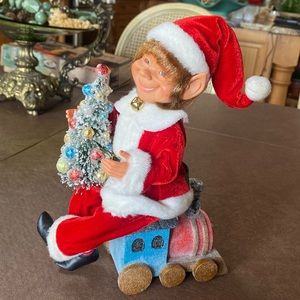 NWT Retired Karen Didion Original Xmas Elf on Train engine